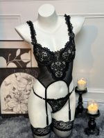 Floral Embroidery Lingerie Set with Lace Splicing Transparent Gathered Bra Three-Piece Set - Image 5