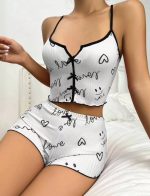 Sexy Heart Print Color Block Sleepwear Set with Front Slit and Strap Design - Image 9