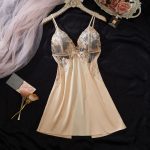 Embroidered lace camisole skirt set - Image 3