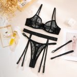 Thin Large Chest Minimizer Sexy French Mesh Plaid Bra Lingerie Set with Gathered Transparent Design - Image 11