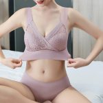 High-end Seamless Large Size Bra for Women, Lace Backless Cupless Thin Style